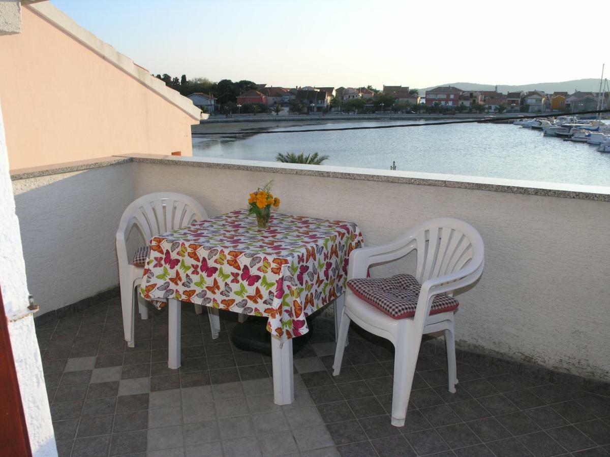 Vala Apartmani Бибинье Экстерьер фото